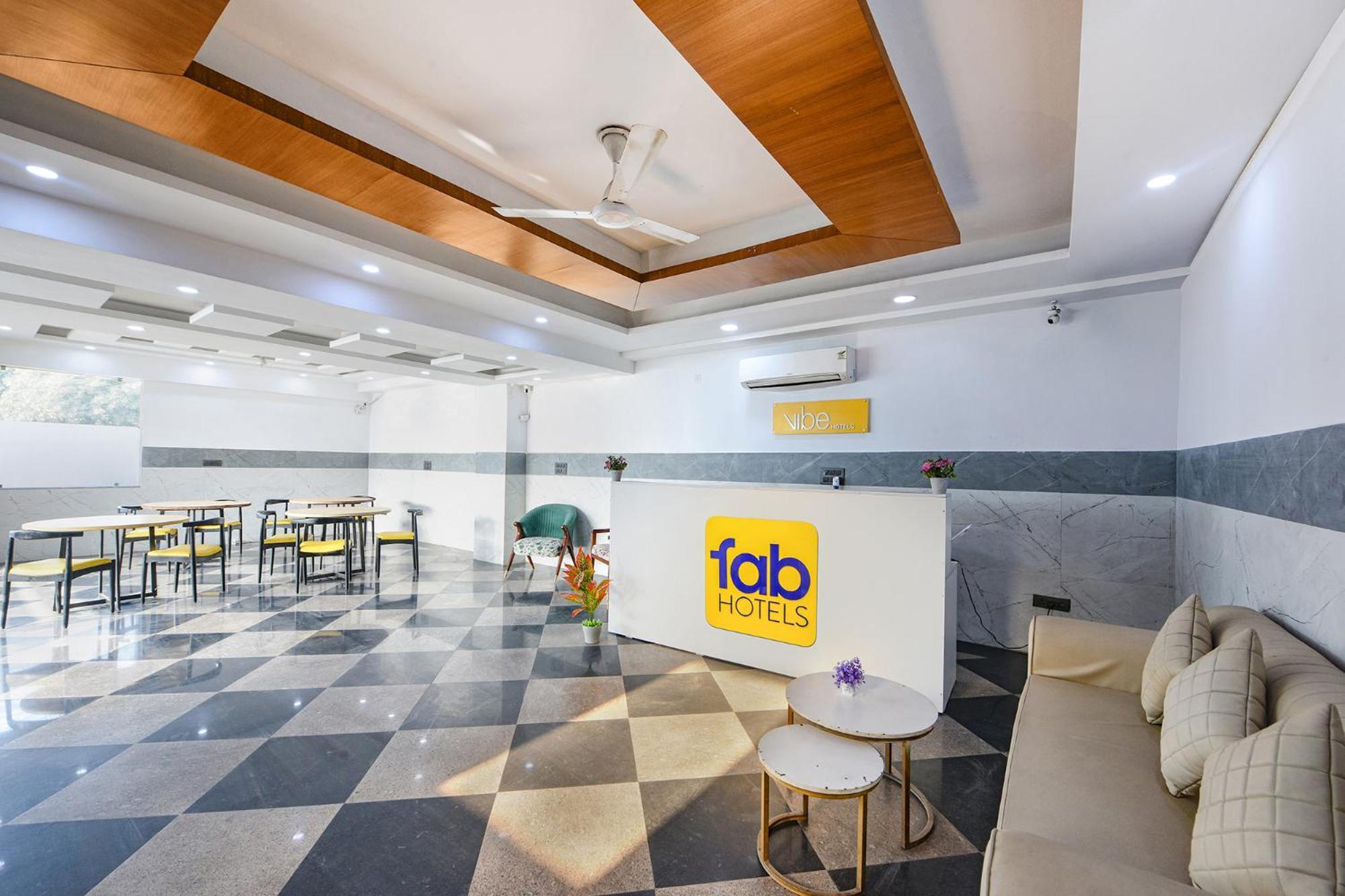 Fabhotel Vibe Noida Ngoại thất bức ảnh