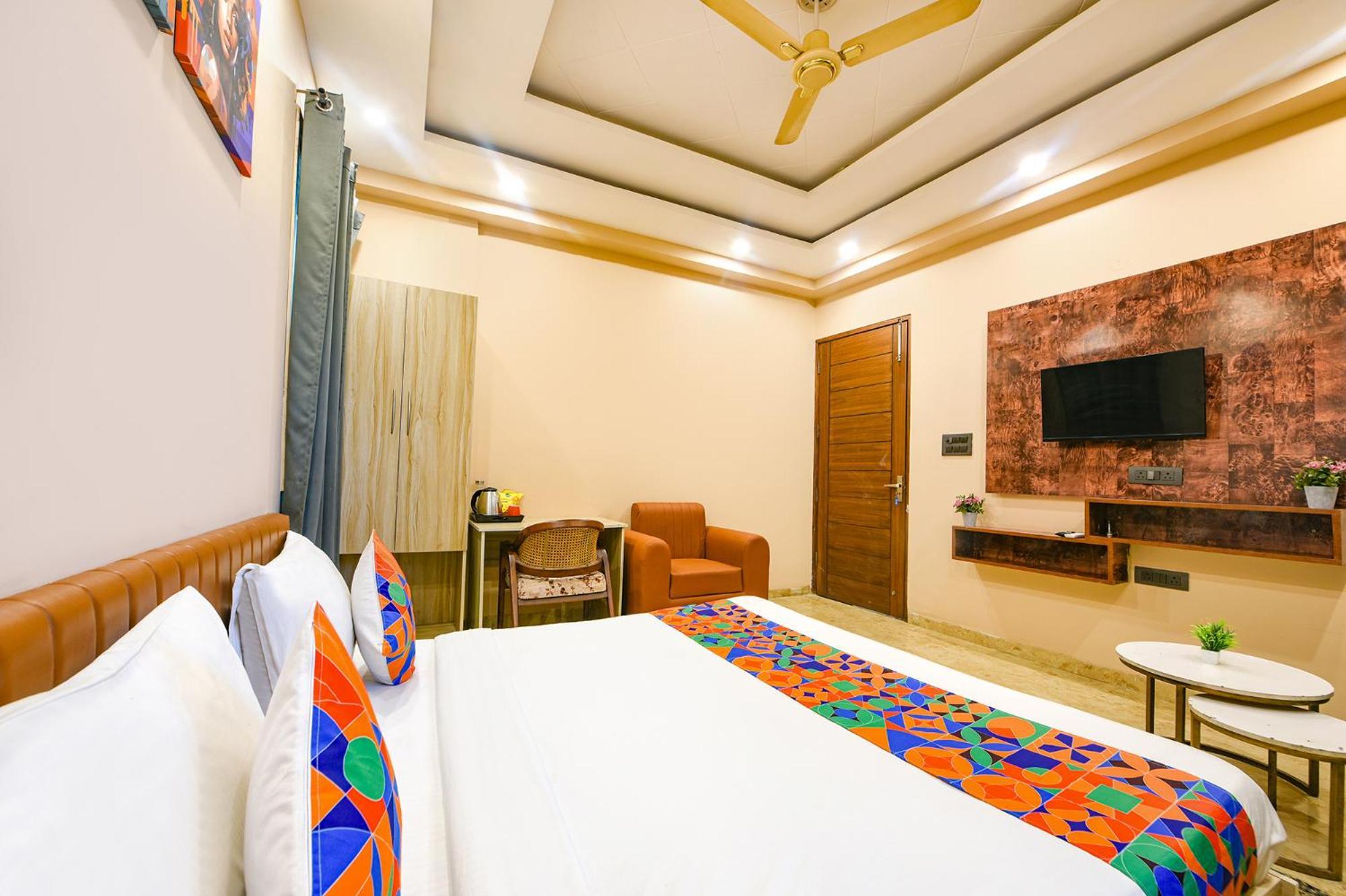 Fabhotel Vibe Noida Ngoại thất bức ảnh